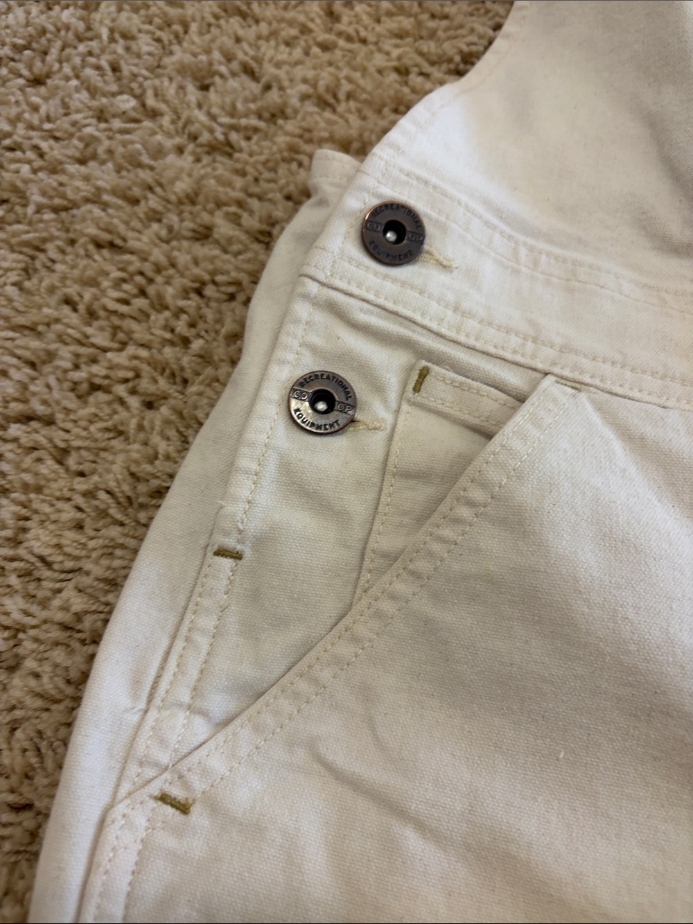 EUC REI Cooperative Trailsmith Cream Utility Painters Overalls, Womens 6 - Picture 9 of 14